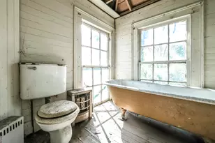 215 West Ave, Carrollton, GA 30117 - Photo 31