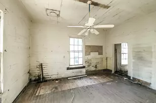 215 West Ave, Carrollton, GA 30117 - Photo 23