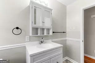 112 Athens St, Warner Robins, GA 31088 - Photo 7