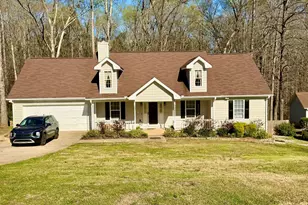 130 Lakefront Dr, Covington, GA 30016 - Photo 1