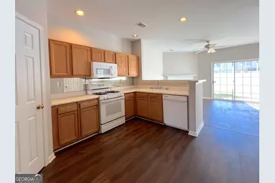 3361 Hidden Cove Circle, Peachtree Corners, GA 30092 - Photo 9