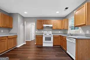 7177 Walton Hl, Fairburn, GA 30213 - Photo 21