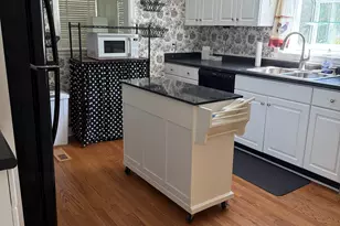 208 Vista Cir, Macon, GA 31204 - Photo 9