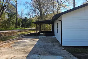 51 1st St, Concord, GA 30206 - Photo 7