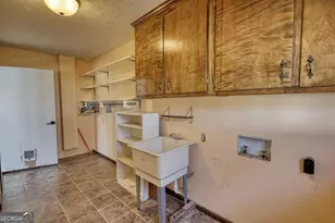 10 Wolfskin Rd, Arnoldsville, GA 30619 - Photo 31