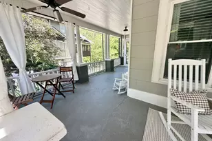 141 York St, Clarkesville, GA 30523 - Photo 13