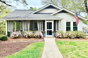 141 York St, Clarkesville, GA 30523 - Photo 1