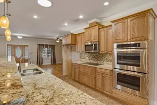 167 Lambert Lake Estates, Box Springs, GA 31801 - Photo 7