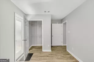 1223 E Waldburg St, Savannah, GA 31404 - Photo 27