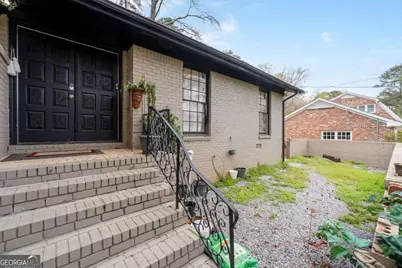 957 Rowland Road, Stone Mountain, GA 30083 - Photo 3