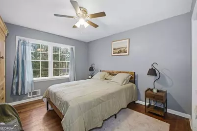 957 Rowland Road, Stone Mountain, GA 30083 - Photo 17