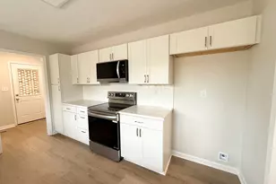 402 Ginger Cir, Lagrange, GA 30240 - Photo 9