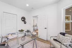 422 W 42nd St, Savannah, GA 31401 - Photo 11