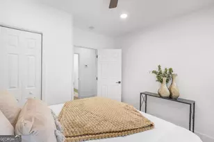 422 W 42nd St, Savannah, GA 31401 - Photo 21