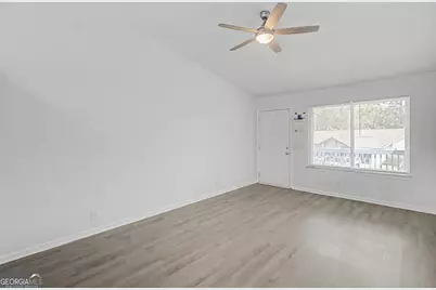 910 Brett Drive #APT 132, Hinesville, GA 31313 - Photo 5