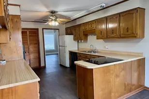 405 S Leroy St, Metter, GA 30439 - Photo 7