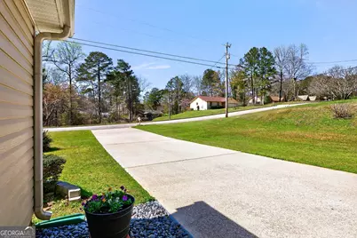 217 Farmbrook Parkway, Stockbridge, GA 30281 - Photo 7