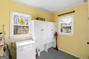 239 Young Dr, Clarkesville, GA 30523 - Photo 15