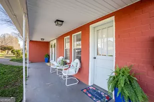 239 Young Dr, Clarkesville, GA 30523 - Photo 5