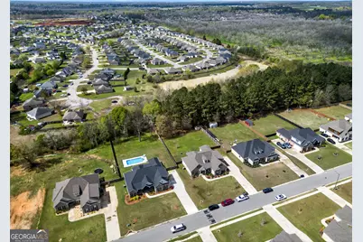 411 Stonegate Trail, Perry, GA 31069 - Photo 9