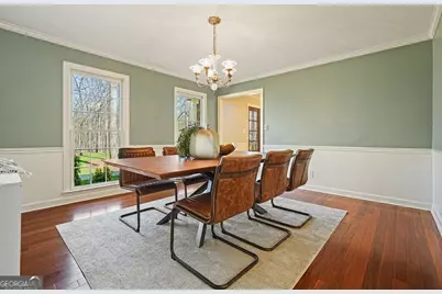 235 Oak Leaf Circle, Roswell, GA 30075 - Photo 7