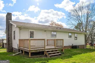 111 Edgewood Cir, Fort Oglethorpe, GA 30742 - Photo 3