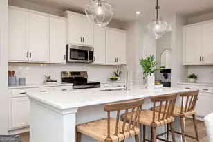 860 Leraes Way, Loganville, GA 30052 - Photo 3