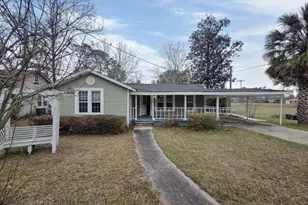 188 Holmesville Rd, Baxley, GA 31513 - Photo 1