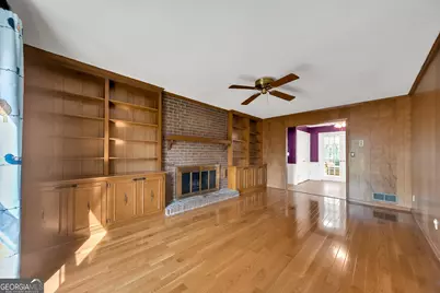 2652 Fontainebleau Drive, Dunwoody, GA 30360 - Photo 13