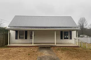 195 Seventh St, Trion, GA 30753 - Photo 1