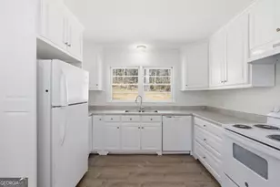 391 Rosedale St, Toccoa, GA 30577 - Photo 9