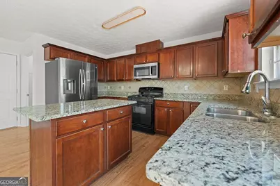 670 Roxford Lane, Buford, GA 30518 - Photo 21