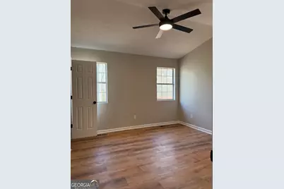 115 E Greenwood Drive, Carrollton, GA 30117 - Photo 13