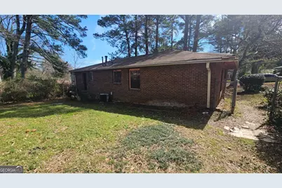 2481 Harvel Drive NW, Atlanta, GA 30318 - Photo 11