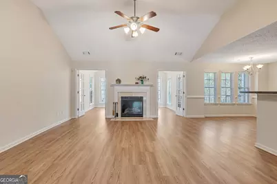 300 Autumn Creek, Senoia, GA 30276 - Photo 9