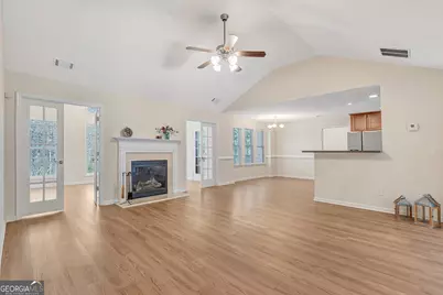 300 Autumn Creek, Senoia, GA 30276 - Photo 13