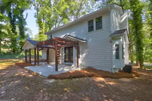 1879 Lake Chase Ln, Jonesboro, GA 30236 - Photo 5