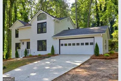 1879 Lake Chase Lane, Jonesboro, GA 30236 - Photo 3