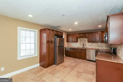 325 Longview Road, Fayetteville, GA 30214 - Photo 3