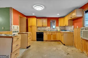 336 Means Rd, Barnesville, GA 30204 - Photo 21