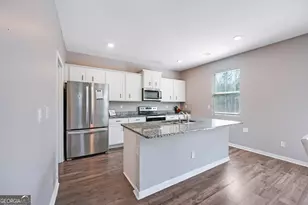 9851 Byrne Dr, Jonesboro, GA 30236 - Photo 7