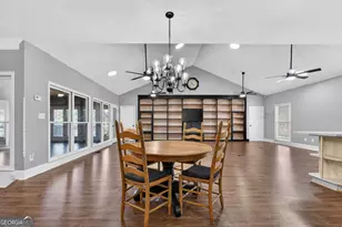 280 Waters Edge Ln, Newnan, GA 30263 - Photo 23