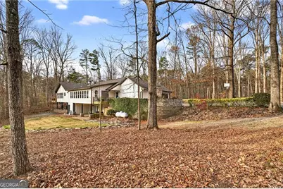 2151 E Maddox Road, Buford, GA 30519 - Photo 41