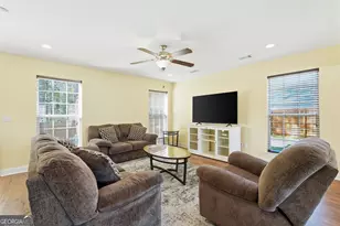 705 Highgrove Ct, Hinesville, GA 31313 - Photo 7