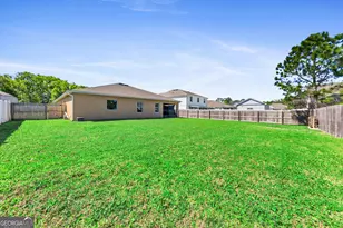 135 Walnut Wy, Kingsland, GA 31548 - Photo 9