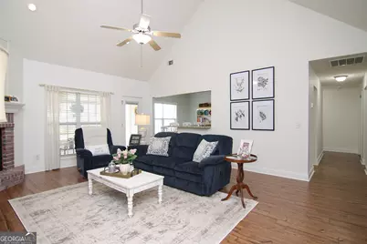 109 Limerick Drive, Warner Robins, GA 31088 - Photo 5