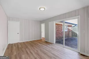 6541 Debbie Sue Ln, Morrow, GA 30260 - Photo 19