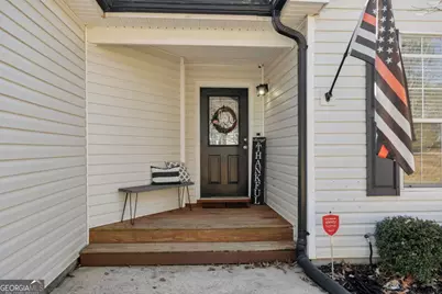 544 Casey's Crossing, Winder, GA 30680 - Photo 9