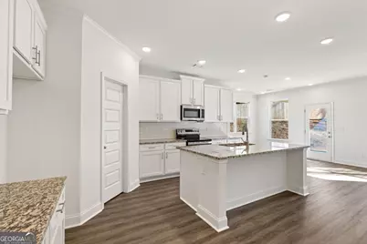 5645 Overview Drive, Flowery Branch, GA 30542 - Photo 5