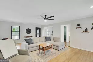 135 Bunny Ln, Fayetteville, GA 30215 - Photo 9